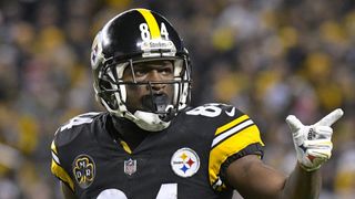 Ian Rapoport Detailed Why Steelers' WR Antonio Brown's Trade Saga In 2019 Absolutely Changed The Way He Reported 'Forever' (Antonio Brown). Photo by Associated Press / Don Wright